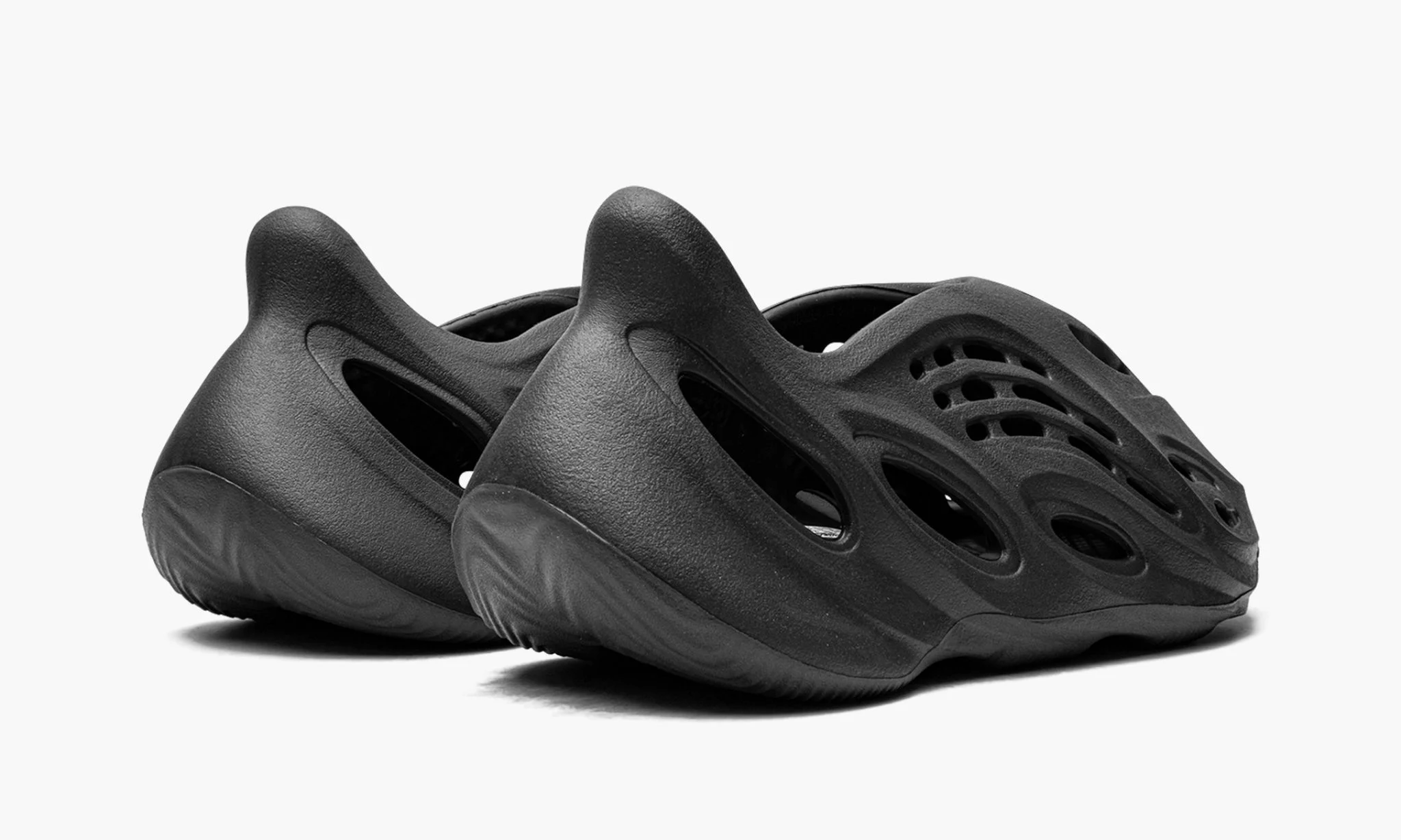 flykicks yeezy foam runner ionyx 3 sur 5