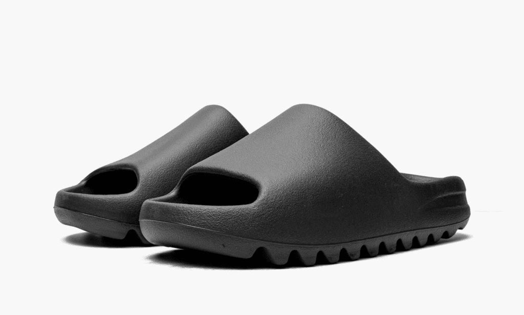 yeezy slide "onyx"