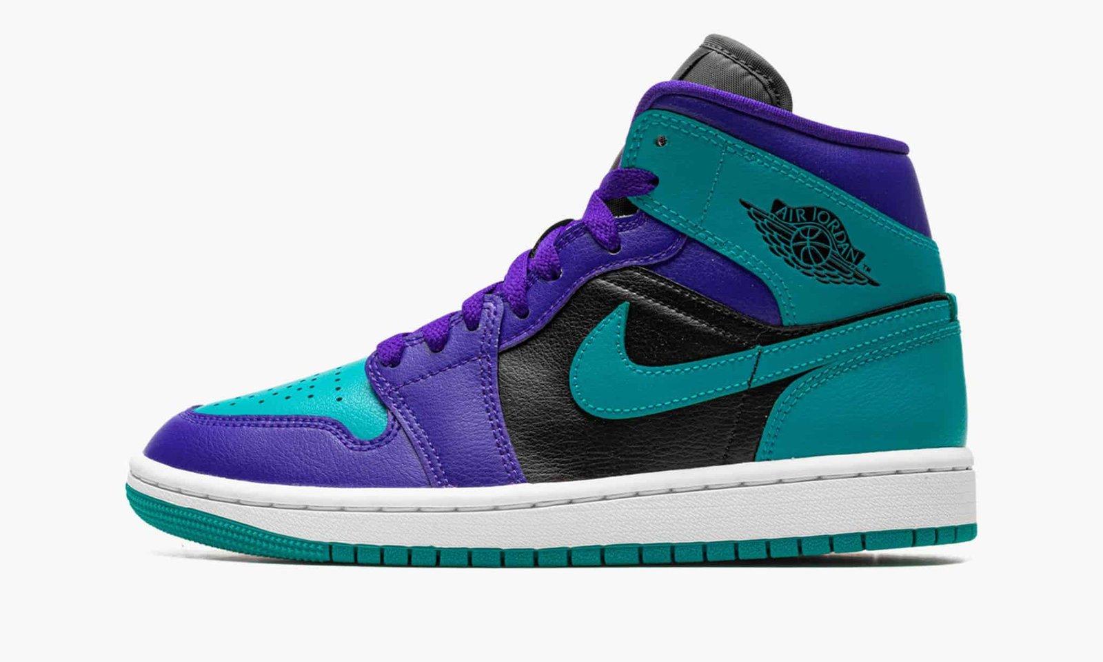 wmns air jordan 1 mid “black grape”